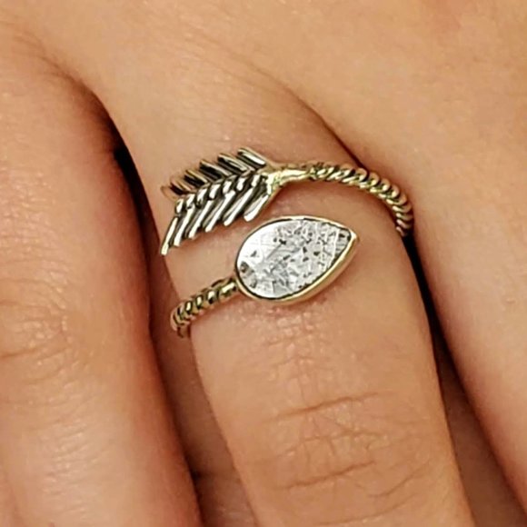 The Girl With Kaleidoscope Eyes Jewelry - Muonionalusta Meteorite & Sterling Arrow Ring